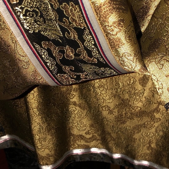 Black & gold size 10 asian print pencil skirt with side slits - Picture 11 of 15